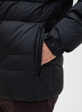 Мужской пуховик с капюшоном 