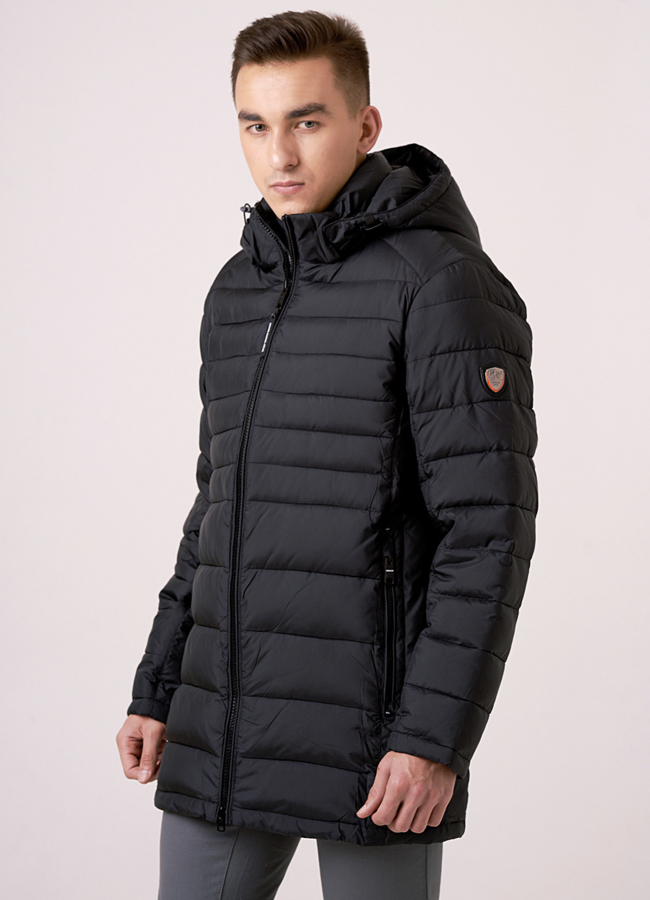 Мужской пуховик черного цвета с капюшоном модель № 1012 универмаг малина