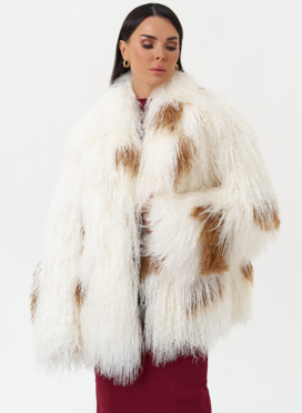 Женская шуба из меха ламы Женская шуба из меха ламы