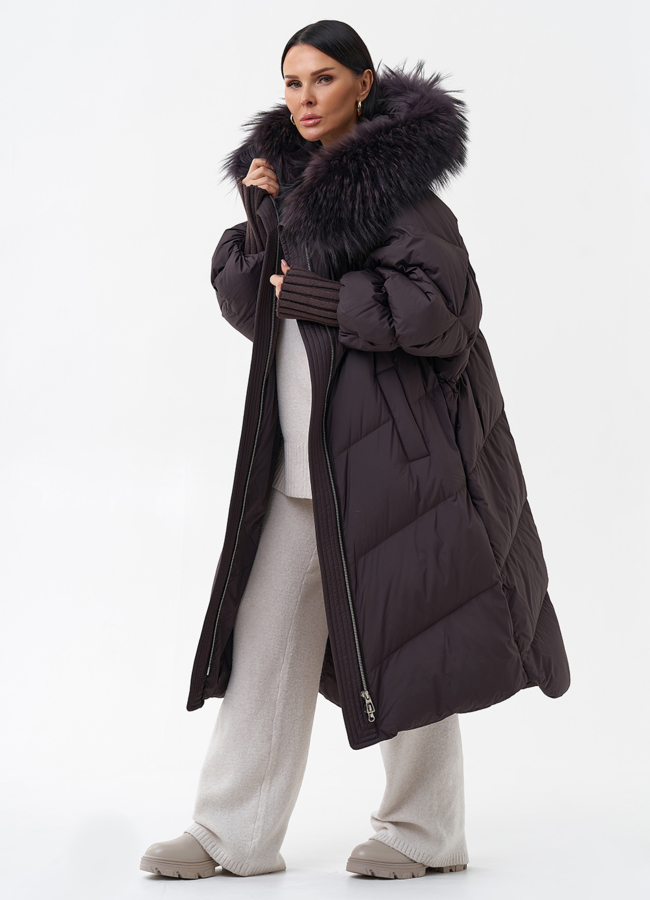 Длинный женский пуховик с капюшоном модель № 29359 универмаг малина