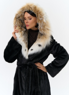 Норковая шуба с рысью в черном цвете