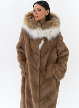 Норковая шуба с рысью