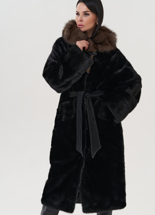 фото Шуба из норки с капюшоном  из куницы  модель № 25808