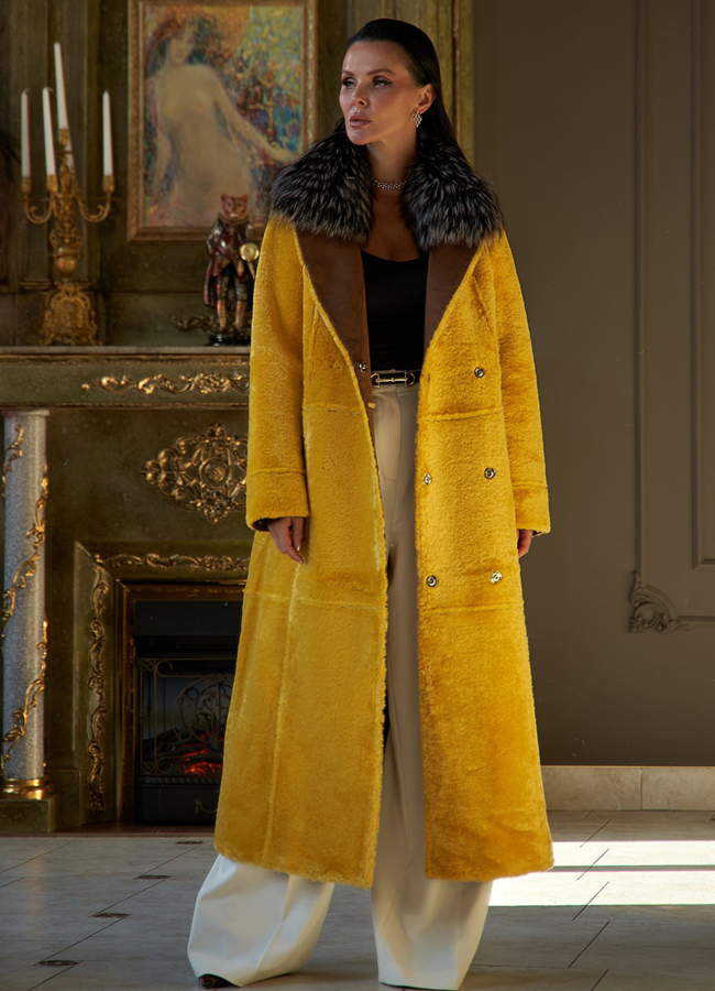 фото Двухсторонняя эко дубленка с мехом енота модель № 28561