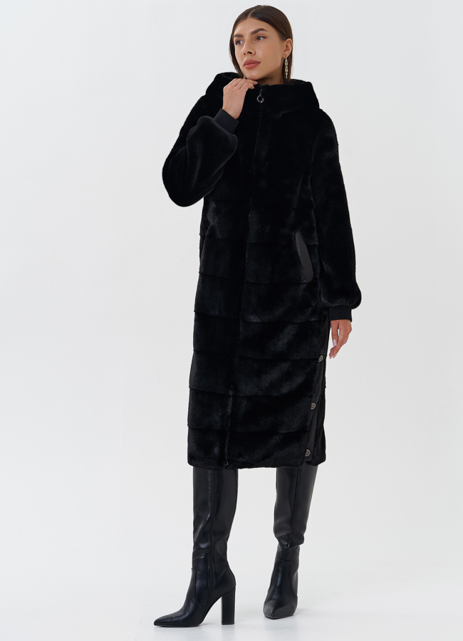 Пальто из эко меха с капюшоном модель № 27749 в кредит