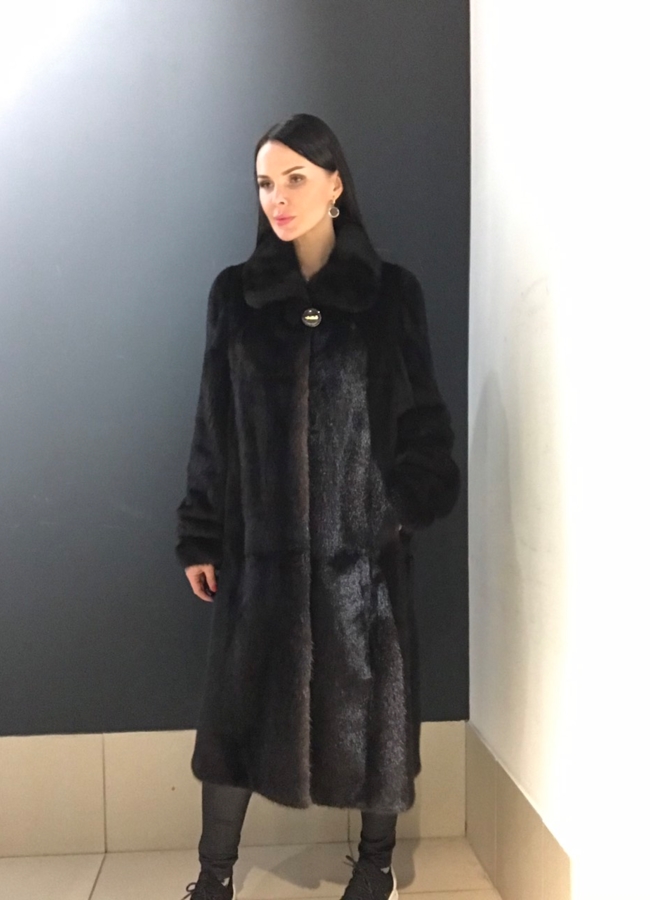 Норковая шуба в цвете махагон модель № 110318 в кредит