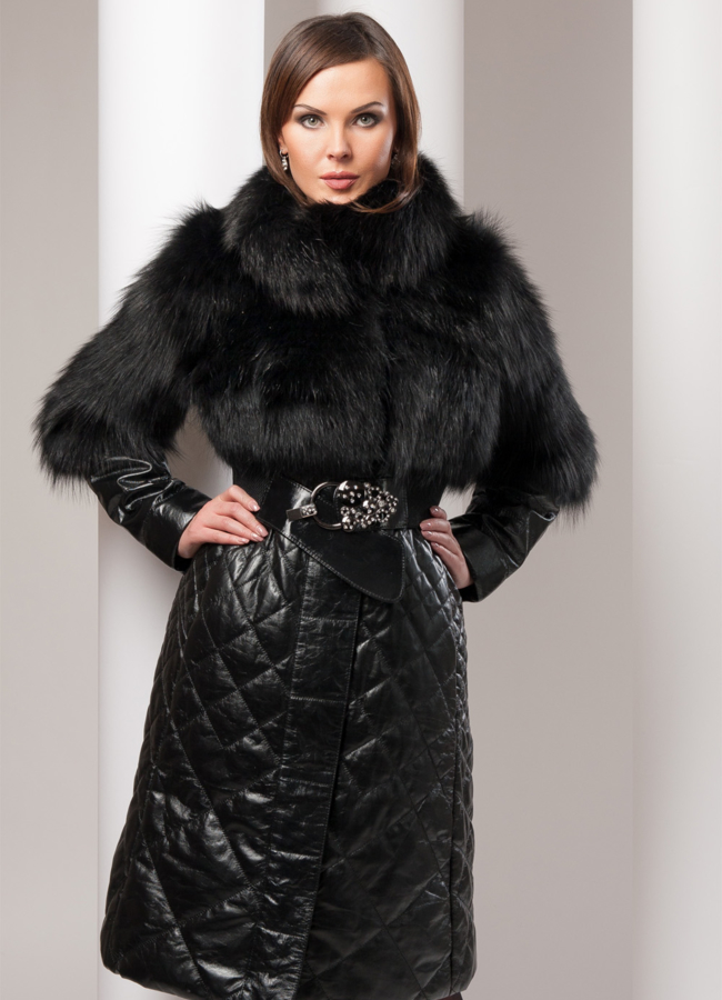 фото Кожаный плащ черный  фото Кожаный плащ черный