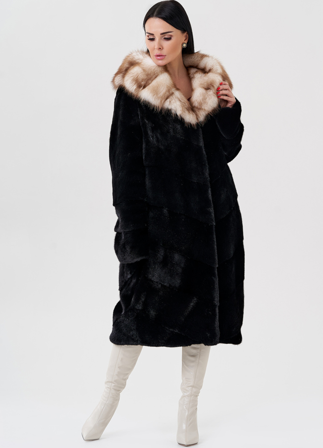 Норковая шуба с капюшоном из куницы  модель № 24228 меха малина