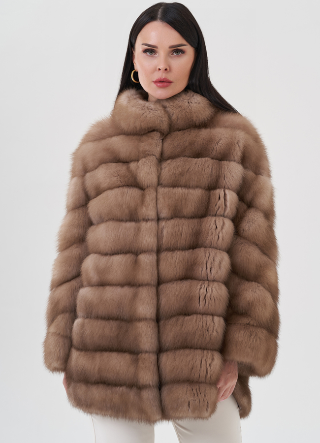 Шуба из куницы с воротником стойка модель № 23814 меха малина