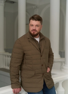 Мужской пуховик со съемной манишкой