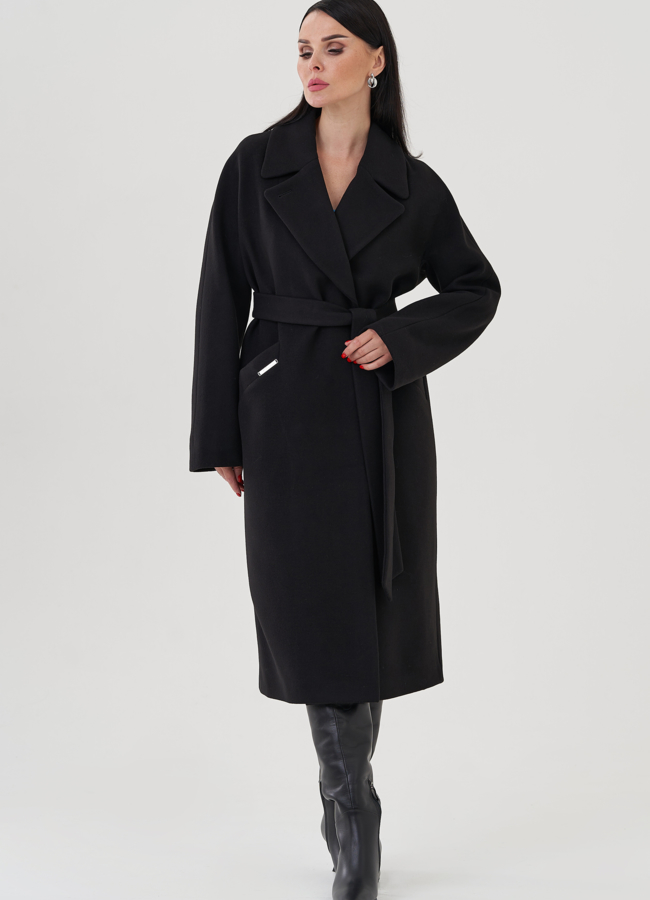 Женское пальто черного цвета с английским воротником модель № 22959 меха малина