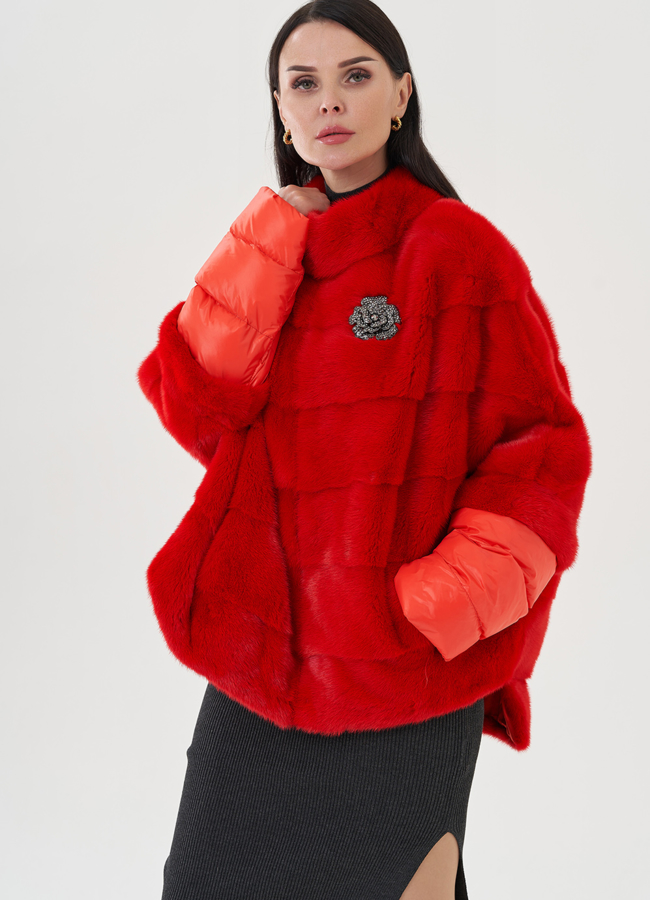 Красная короткая шуба  модель № 81028 универмаг малина