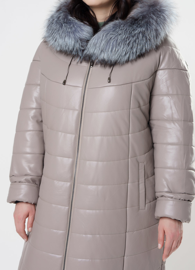 Пуховик из эко кожи бежевого цвета модель № 18253 универмаг малина