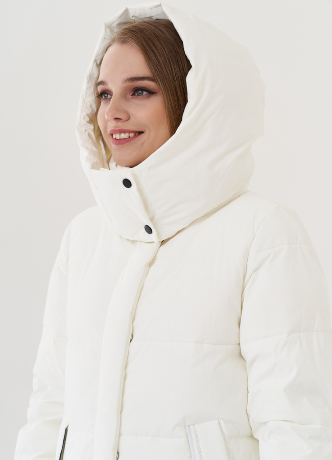 Женский пуховик с капюшоном  модель № 24949 универмаг малина