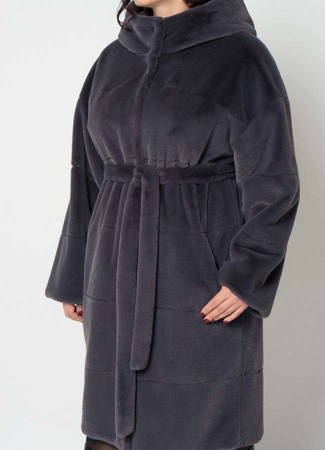 Двухстороннее полупальто из эко меха с капюшоном модель № 19075 в рассрочку