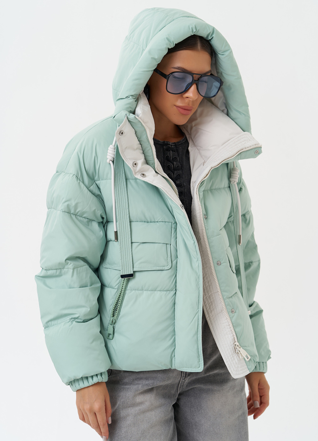 Яркая куртка с капюшоном модель № 28494 универмаг малина