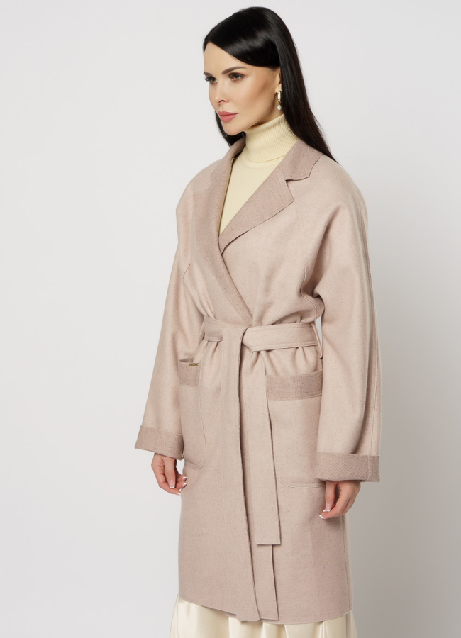 Пальто женское розового цвета модель № 10761 в рассрочку