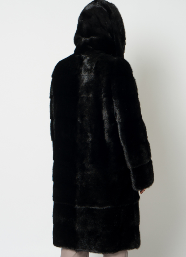 Норковая шуба с капюшоном в черном цвете  модель № 20949 в рассрочку
