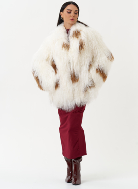 Женская шуба из меха ламы Женская шуба из меха ламы