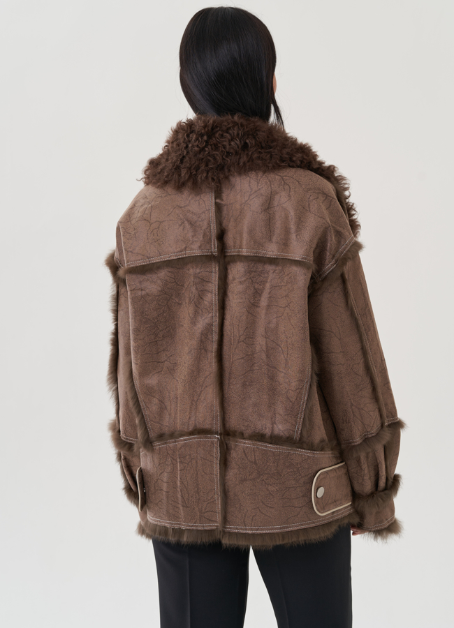 Женская куртка с отложным воротником шоколадного цвета модель № 25552 в кредит