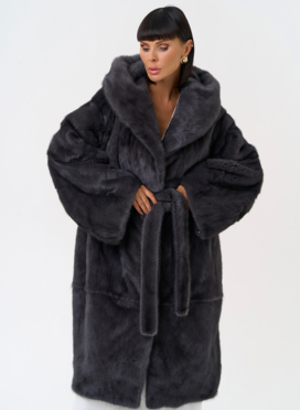 Женская шуба из меха норки с капюшоном 
