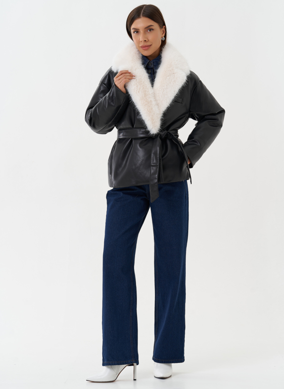 Утепленная куртка с эко мехом