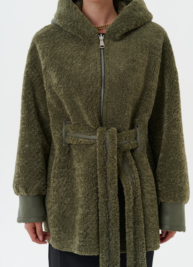 Эко дубленка с капюшоном из меха чернобурки модель № 27771 универмаг малина