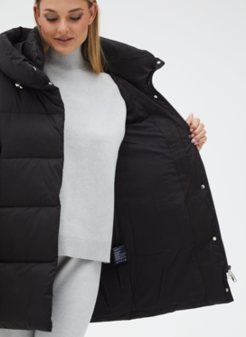 Женский пуховик с капюшоном