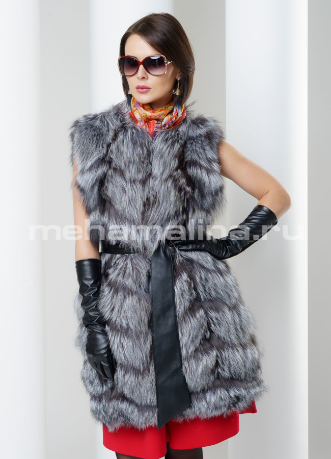 Жилет из чернобурки модель № M-112 меха малина