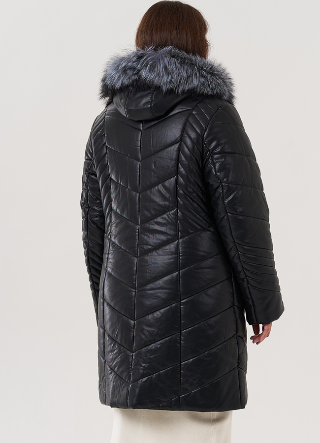 фото Пуховик из эко кожи с капюшоном на молнии модель № 2639