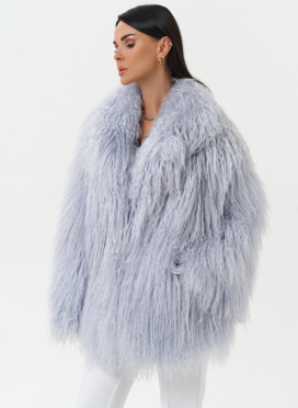 Женская шуба из меха ламы Женская шуба из меха ламы