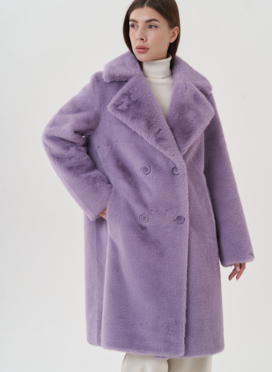 Женского пальто из эко меха на пуговицах