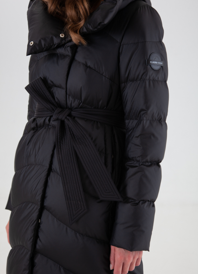 Женский пуховик в черном цвете с капюшоном модель № 21090 универмаг малина