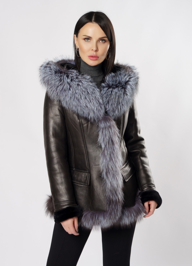 Укороченная дубленка с капюшоном модель № 211 универмаг малина