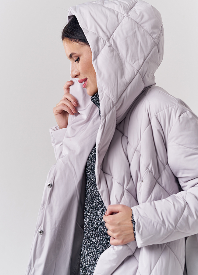 Женский пуховик в сером цвете с капюшоном модель № 21681 универмаг малина