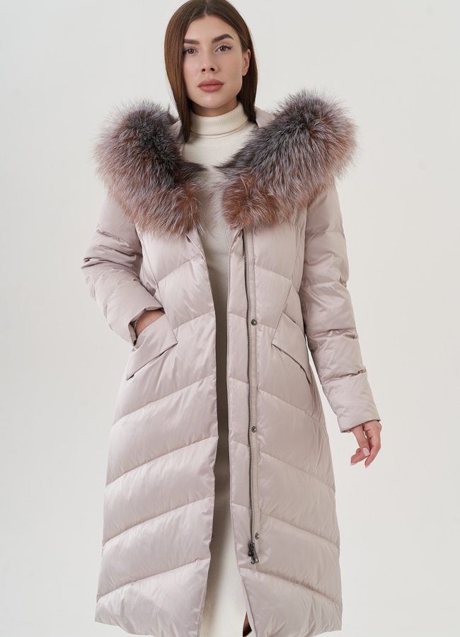 Женский пуховик с капюшоном модель № 25366 универмаг малина