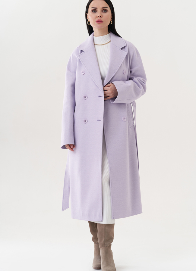 Пальто сиреневого цвета с поясом модель № 26721 в рассрочку