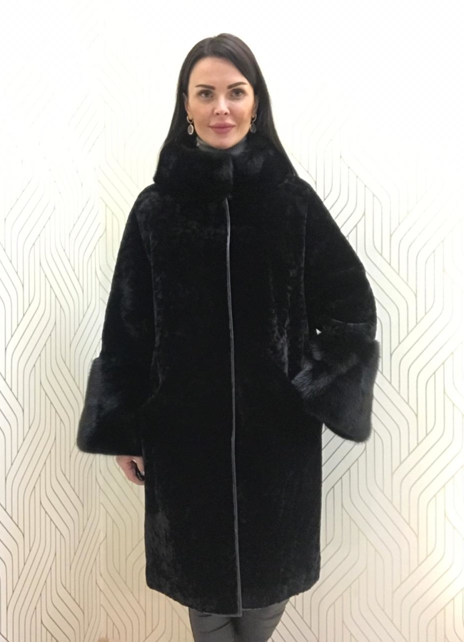 Шуба из мутона модель № 15 в рассрочку
