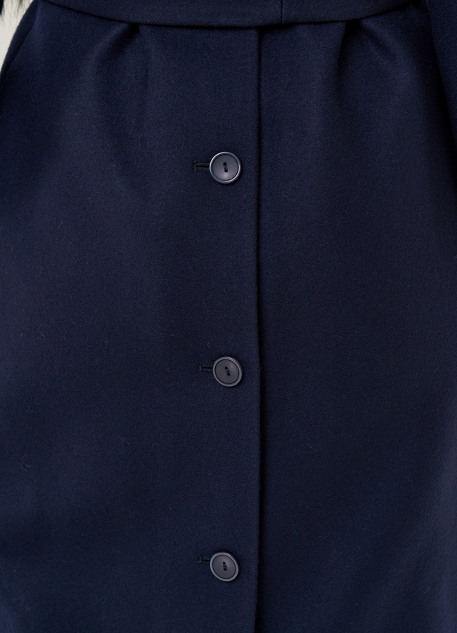 Классическое женское пальто темно-синего цвета с поясом модель № 21899 универмаг малина