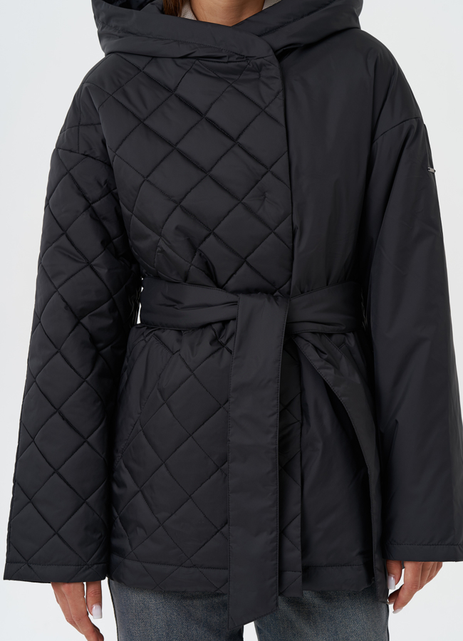 Женская куртка с акцентной стежкой модель № 28436 универмаг малина