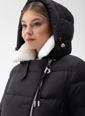 Комбинированный женский пуховик с капюшоном