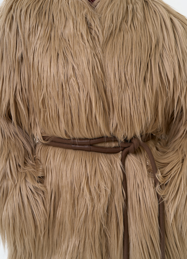 Женская шуба из эко меха с декоративным поясом модель № 31532 универмаг малина Женская шуба из эко меха с декоративным поясом модель № 31532 универмаг малина