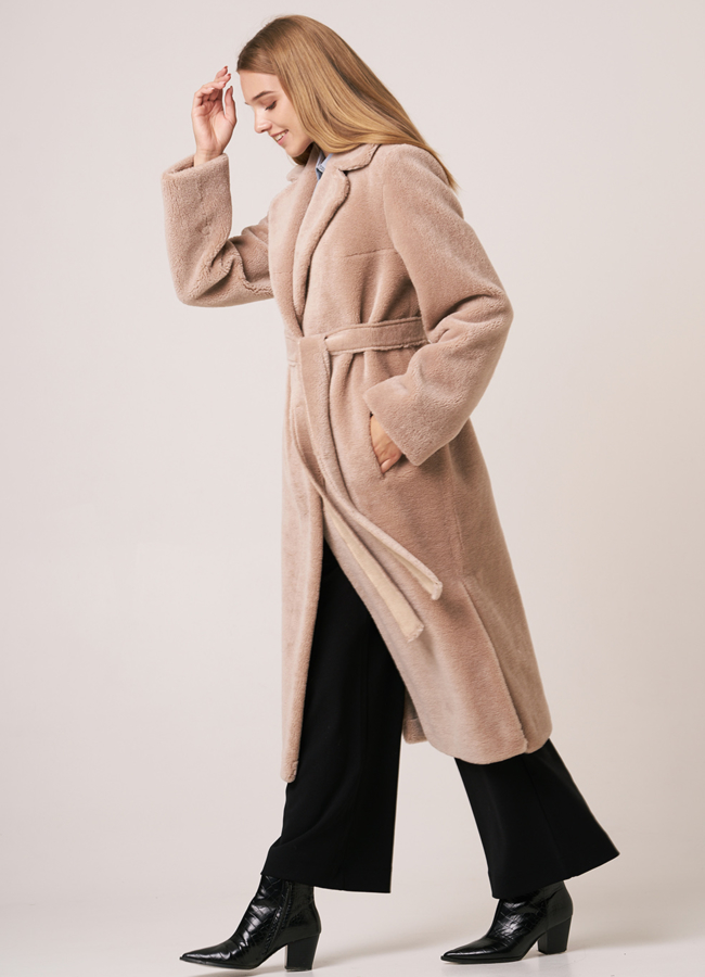 Эко шуба бежевого цвета с поясом модель № 2030 универмаг малина