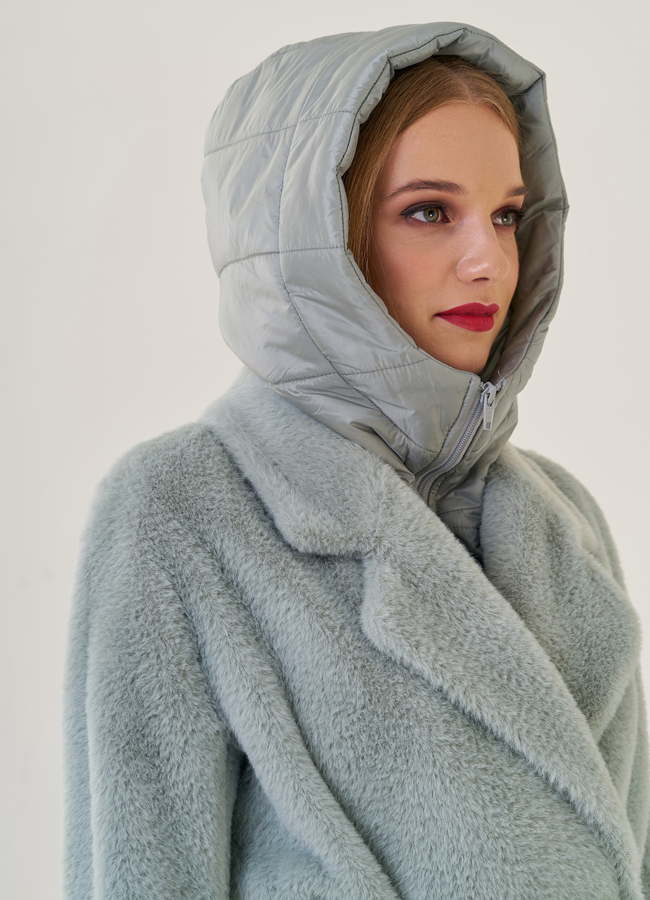 Женское ворсовое пальто с капюшоном модель № 23272 универмаг малина