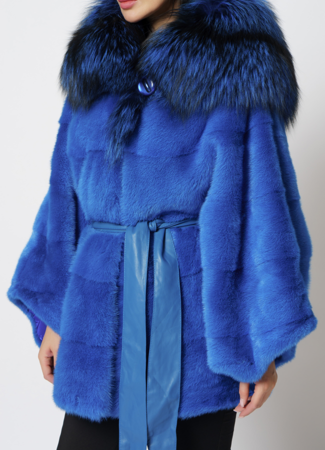 Норковая шуба синего цвета с капюшоном из чернобурки модель № 19443 в рассрочку