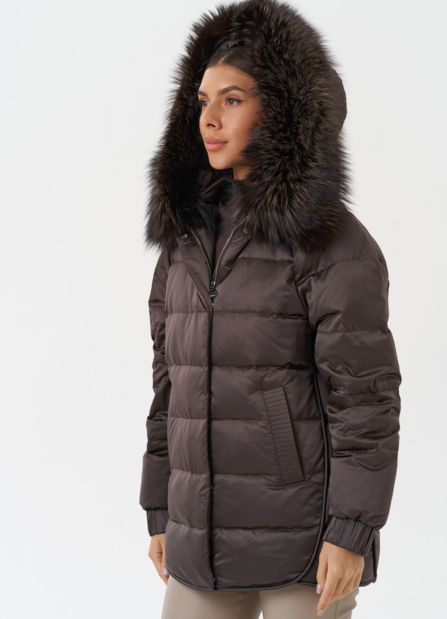 Куртка с капюшоном из чернобурки модель № 28861 универмаг малина