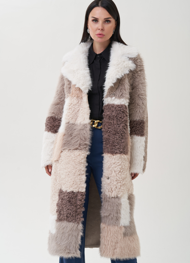 Пальто бежевого цвета с английским воротником модель № 25417 универмаг малина