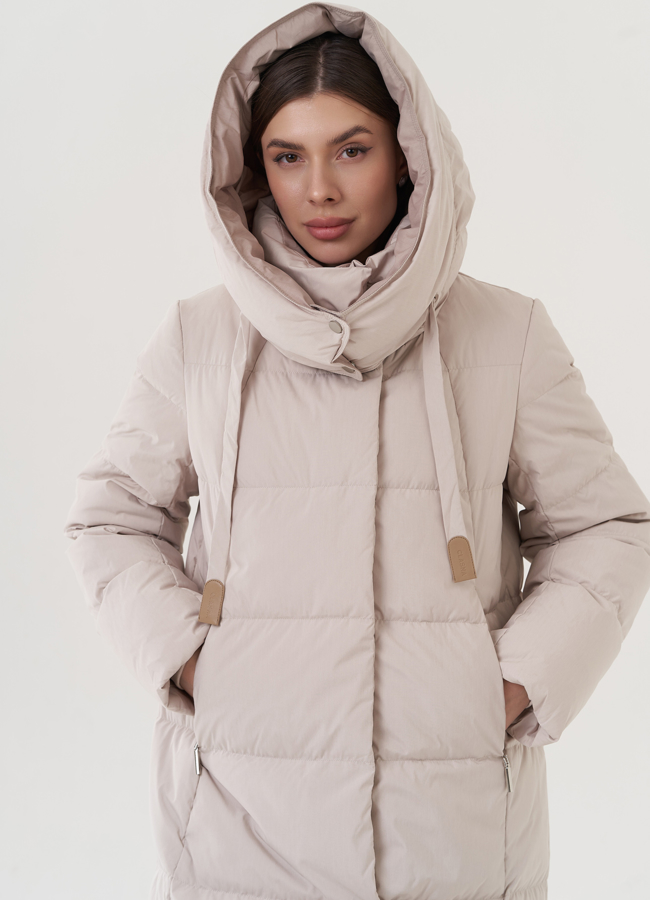 Пуховик женский с капюшоном  модель № 25705 универмаг малина