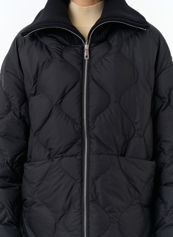 Женская двухсторонняя куртка с высоким воротником