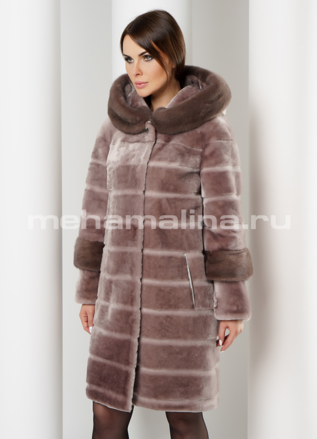 Светлая шуба с капюшоном модель № S-616 универмаг малина